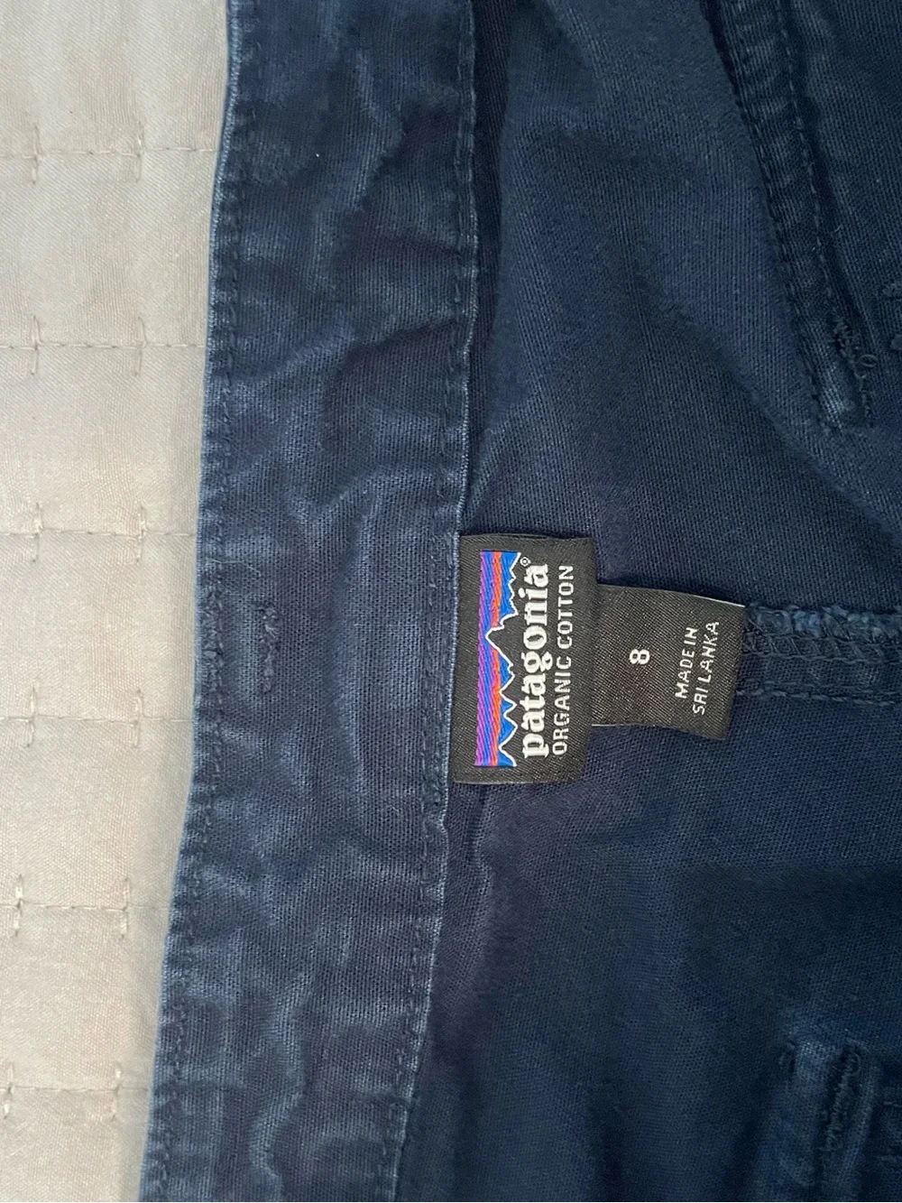 Patagonia Women’s Stand Up Shorts Size 8 Navy Blue Organic Cotton Utility - Picture 4 of 8